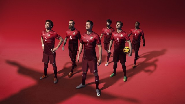 开云在线直播-T1的统治之下：外网担忧比赛观赏性的背后真相